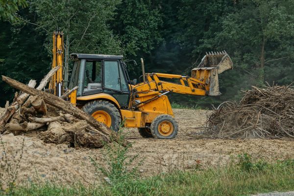 Cost of Land Clearance Service in Visalia